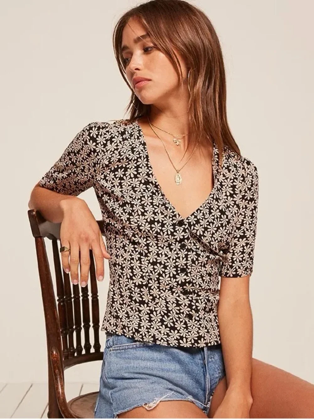 Reformation Ada Button Down Top Size 4 Black and White Floral - Picture 1 of 7